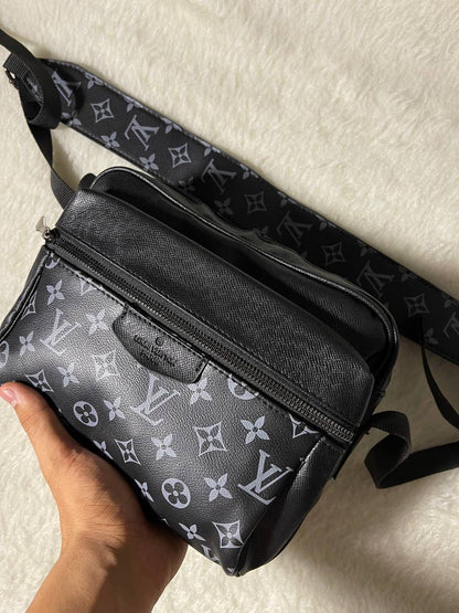 Bandolera Louis Vuitton Negra