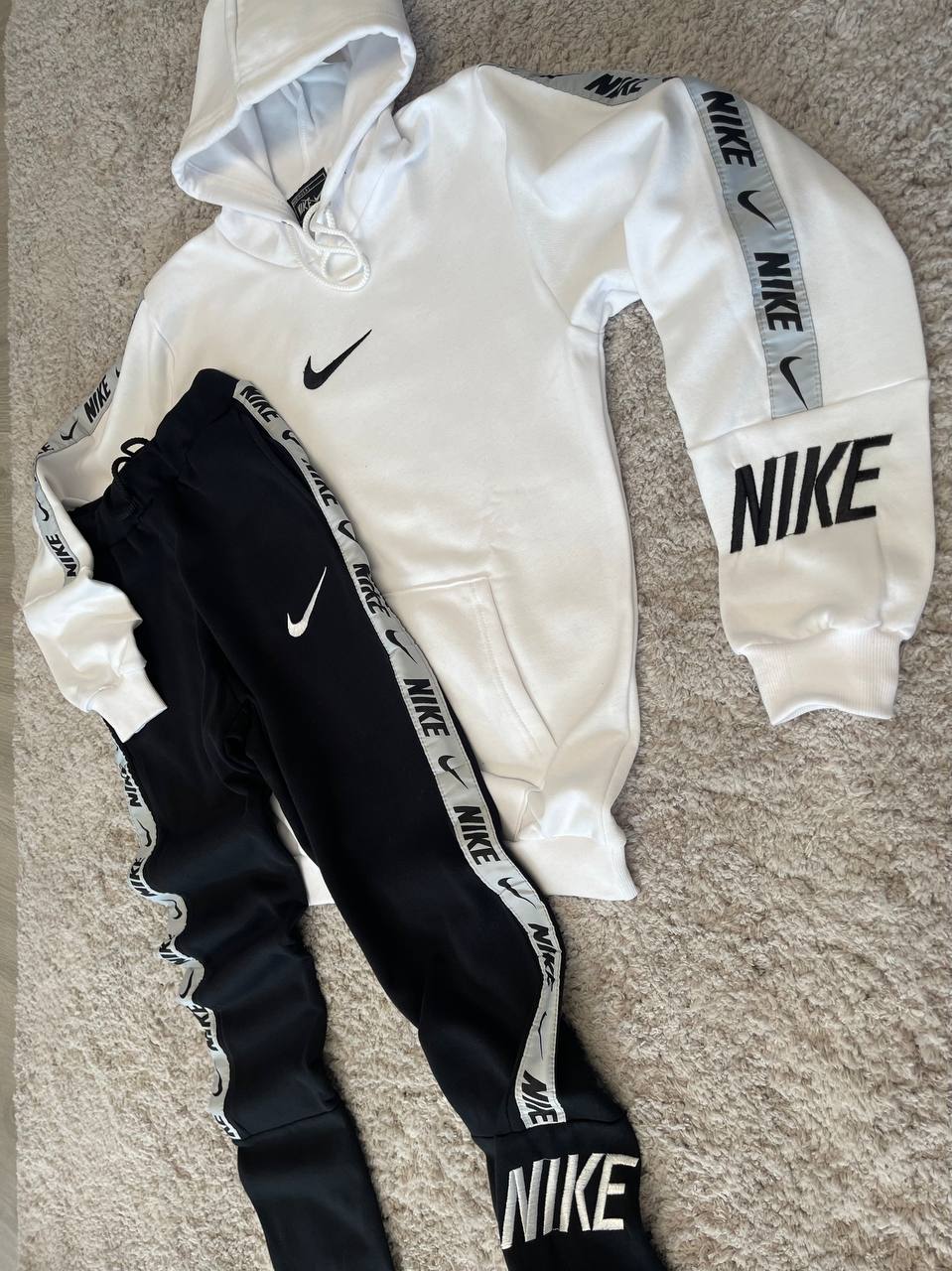 Chándal NIKE (Blanco) "Baja calidad"