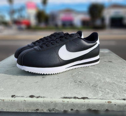 Zapatillas Nike Cortez negras